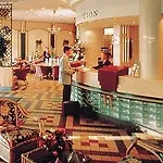 Pentahotel 4*
