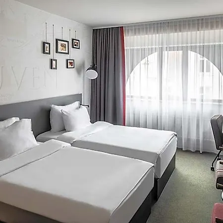 Pentahotel 4*