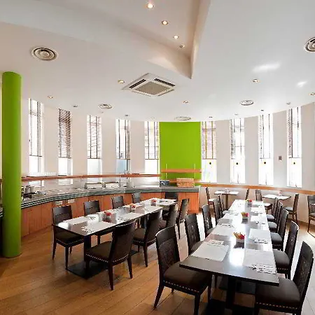 Pentahotel 4*