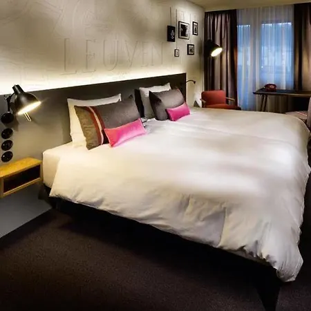 Pentahotel Hotel 4*