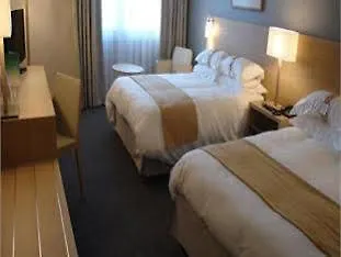Pentahotel 4*